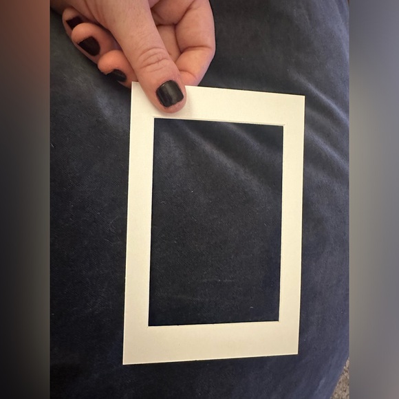 “Palm Beach Loungers, Florida” 4x6 framed Gray Malin postcard with caption. - Picture 3 of 4